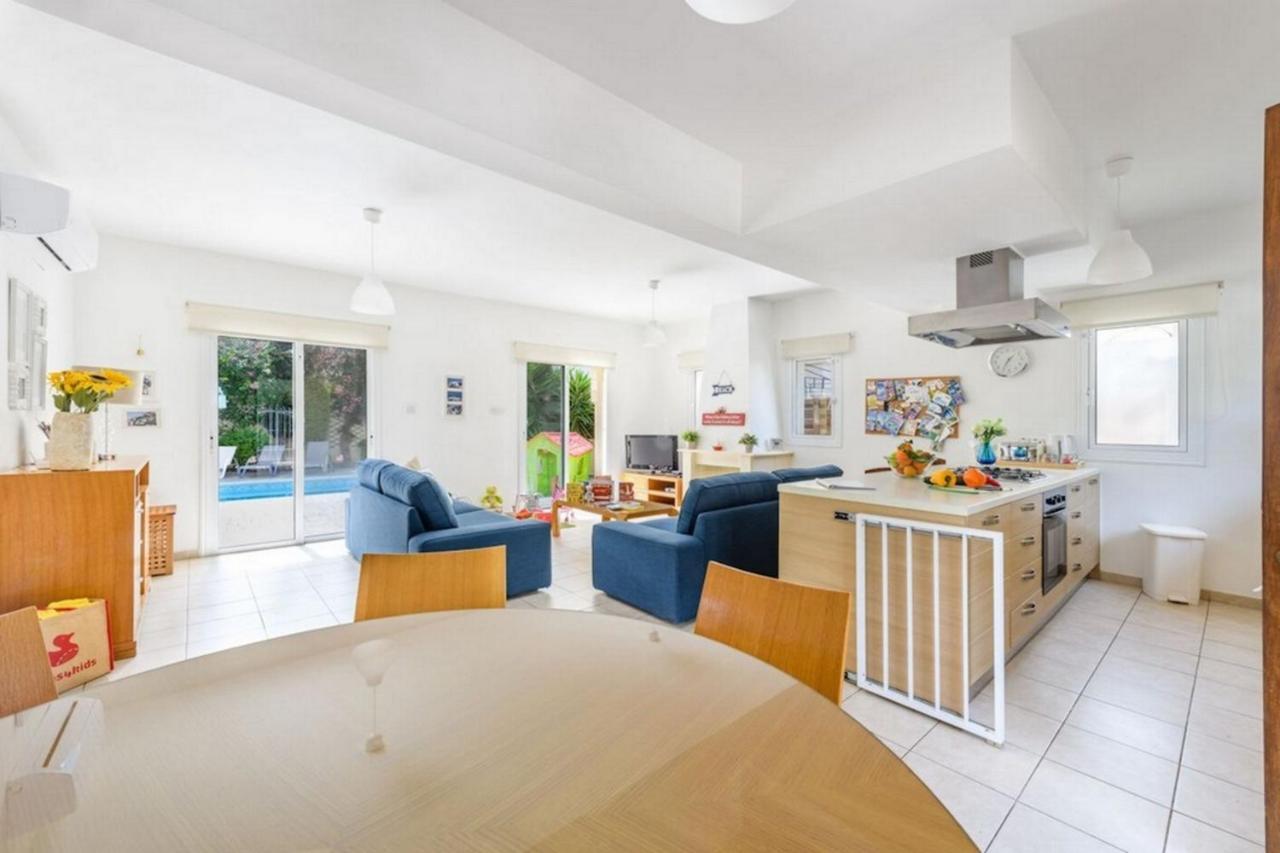 Protaras Villa Athamas Blue Экстерьер фото